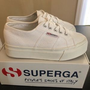 Superga platform sneaker